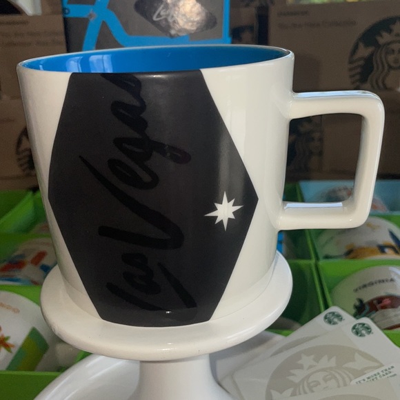 Las Vegas Starbucks mug - Picture 3 of 16
